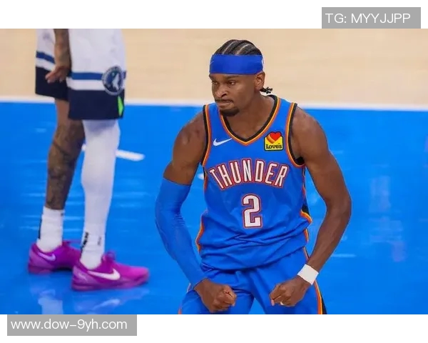 雷霆队亚历山大生涯首次荣膺NBA总决赛MVP，震撼篮球世界的辉煌时刻